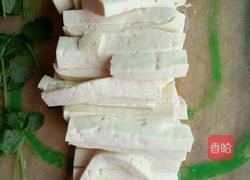 豆腐鱼汤的做法图解2