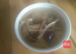 广东＜药材汤＞猪大骨煲药材的做法图解4