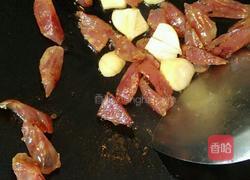 荷兰豆炒腊肠的做法图解7