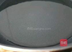 鸡蛋木耳炒青笋的做法图解3