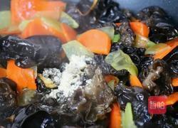 鸡蛋木耳炒青笋的做法图解7