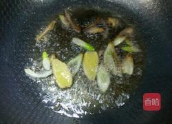 酸菜炒肉的做法图解4