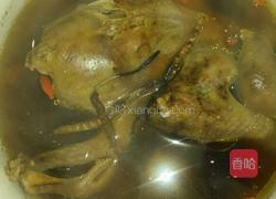 虫草鸽子汤的做法图解3