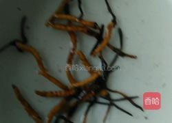 虫草鸽子汤的做法图解1