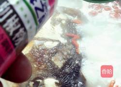 枸杞银耳鱼头汤的做法图解10