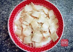 干竹笋炒蒜苗的做法图解6