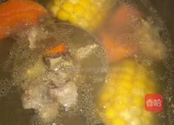 玉米排骨汤的做法图解5