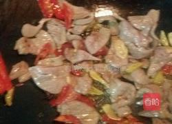 芹菜泡椒猪肝的做法图解3