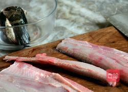 抓炒鱼片的做法图解1