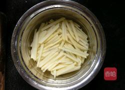 干煸土豆丝的做法图解1