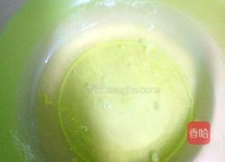 蓝莓肉松蛋糕卷的做法图解2