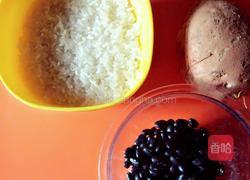 黑豆红薯粥的做法图解1