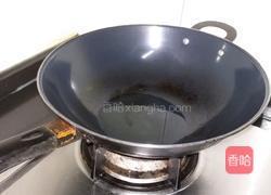 蘑菇炒鸡蛋的做法图解4