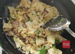 鲜冬笋炒五花肉的做法图解8