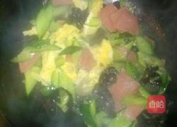 黄瓜炒鸡蛋木耳的做法图解6