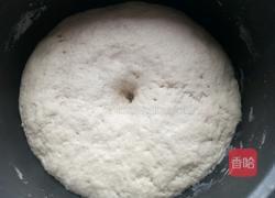 粗粮萝卜包子的做法图解1