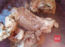 白萝卜大骨头汤的做法图解7