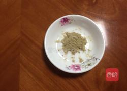 炒鱼面的做法图解3