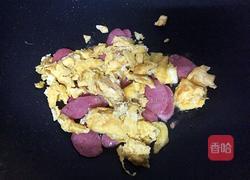 火腿肠炒鸡蛋的做法图解4