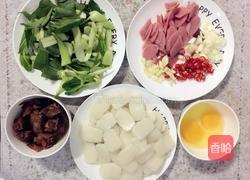 三鲜炒年糕的做法图解3