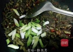 酸豆角双椒炒鸡胗的做法图解14