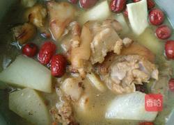 红枣枸杞炖猪脚的做法图解9