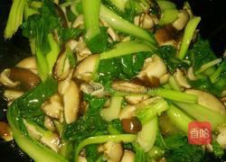 小白菜炒香菇的做法图解8