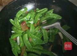 腊肉炒荷兰豆的做法图解4