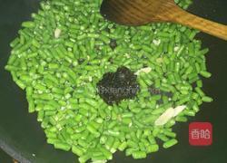 橄榄菜炒豆角的做法图解5
