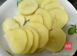 土豆扣肉的做法图解3