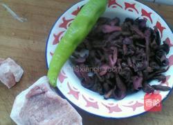 肉蘑炒肉的做法图解1