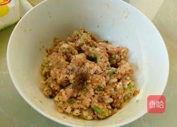 猪肉大丸子的做法图解6