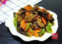 胡萝卜黑木耳炒牛肉的做法图解8