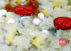 养颜雪耳羹的做法图解3