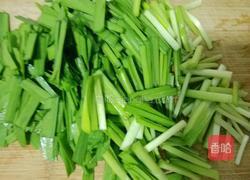 嫩韭菜炒鸡蛋的做法图解3