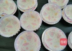 老式纸杯蛋糕的做法图解1