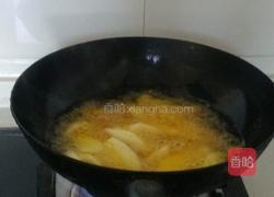 拔丝山药的做法图解7