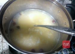 玉米渣小米粥的做法图解3