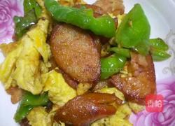 香肠辣椒炒鸡蛋的做法图解8