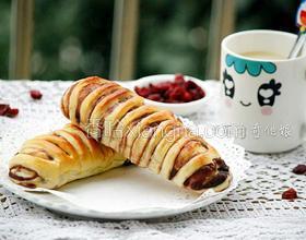 毛毛虫豆沙面包