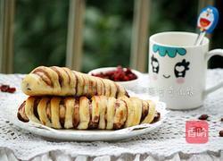 毛毛虫豆沙面包的做法图解1