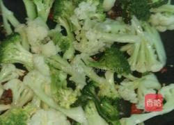 干煸花菜的做法图解7