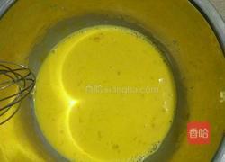 火龙果奶油蛋糕卷的做法图解2