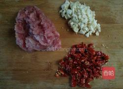 干煸肉沬豆角的做法图解2