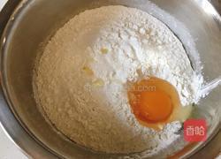 手擀面的做法图解2