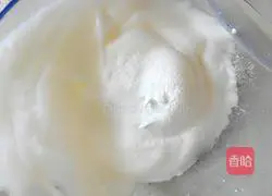 Illustration of how to make egg white biscuits 4