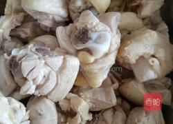 鸡腿炖土豆的做法图解2