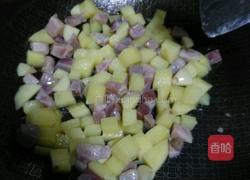 腌肉土豆焖饭的做法图解5