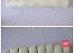 千层双色花卷的做法图解6