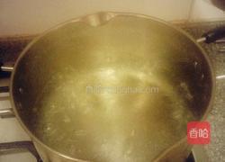 螃蟹煮粉干的做法图解2